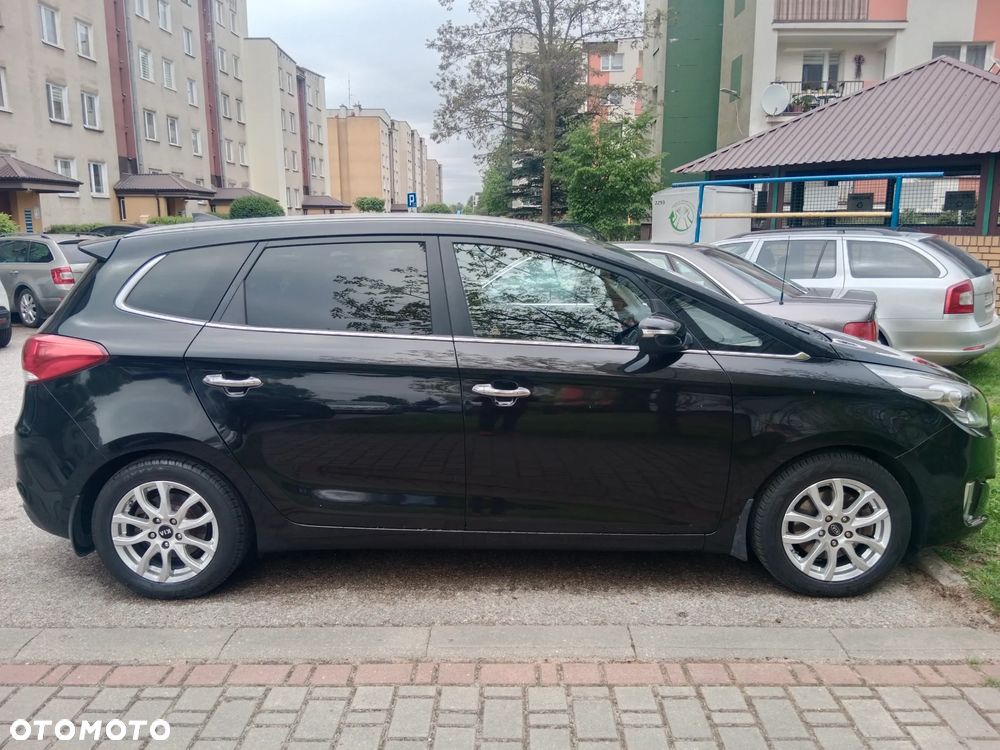 Kia Carens 1.7 CRDi Business Line 7os 7DCT - 3