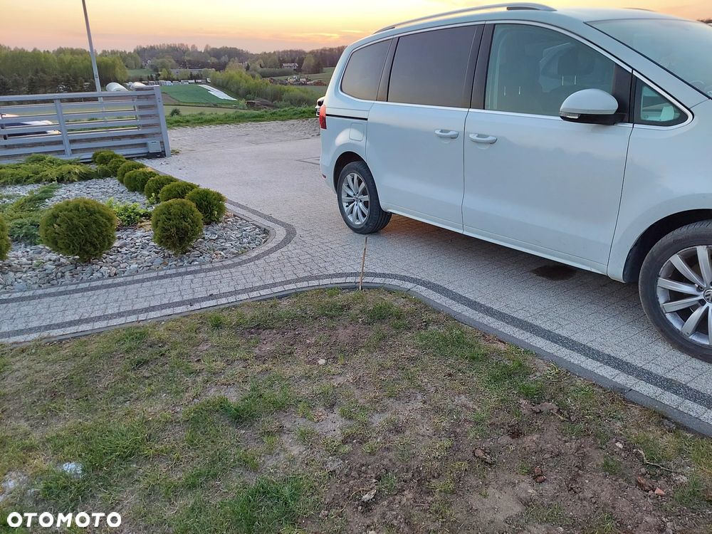 Volkswagen Sharan 2016 photo 2