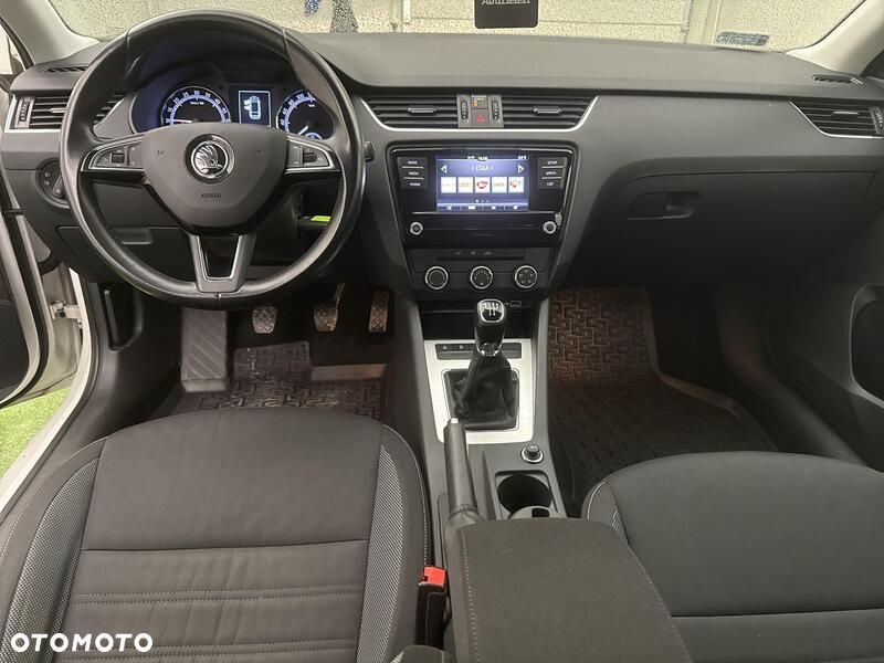 Skoda Octavia - 21