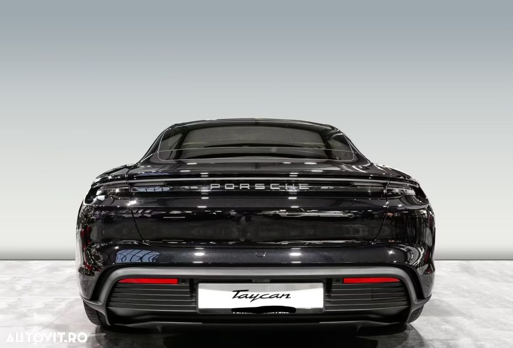 Porsche Taycan - 7