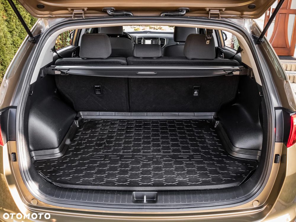 Kia Sportage 1.6 GDI Business Line 2WD - 29