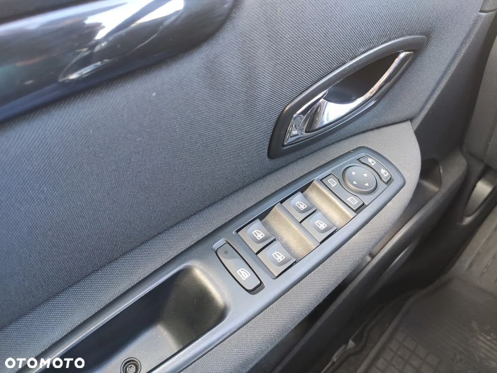 Renault Scenic - 15