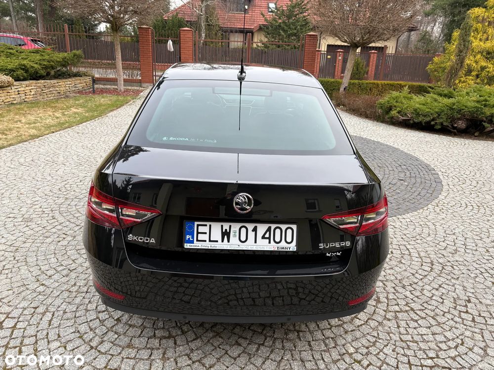Skoda Superb 2.0 TDI 4x4 L&K DSG - 8