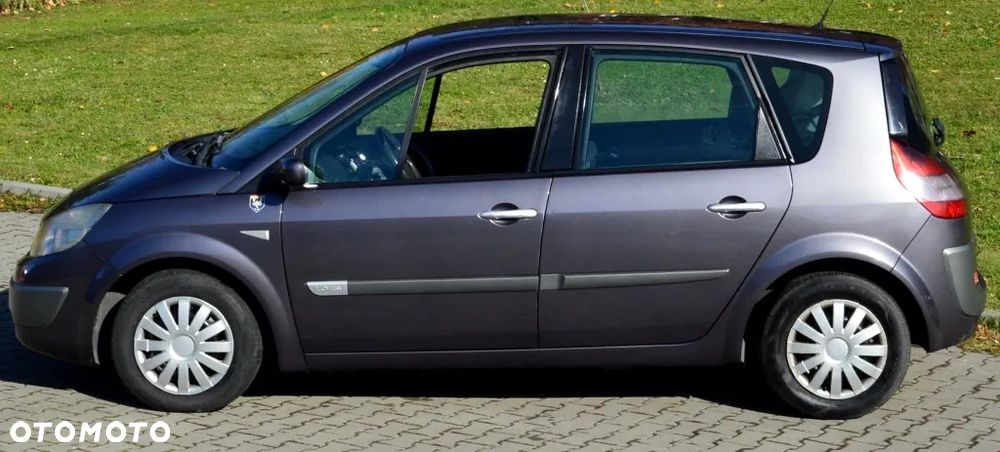 Renault Scenic - 11