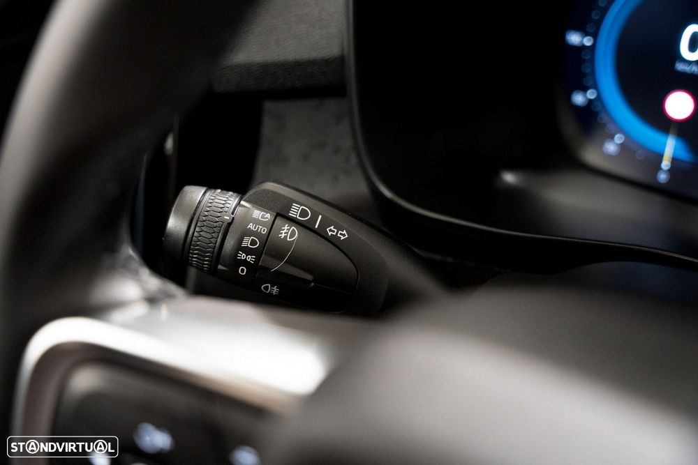 Volvo XC 40 Recharge Core - 11