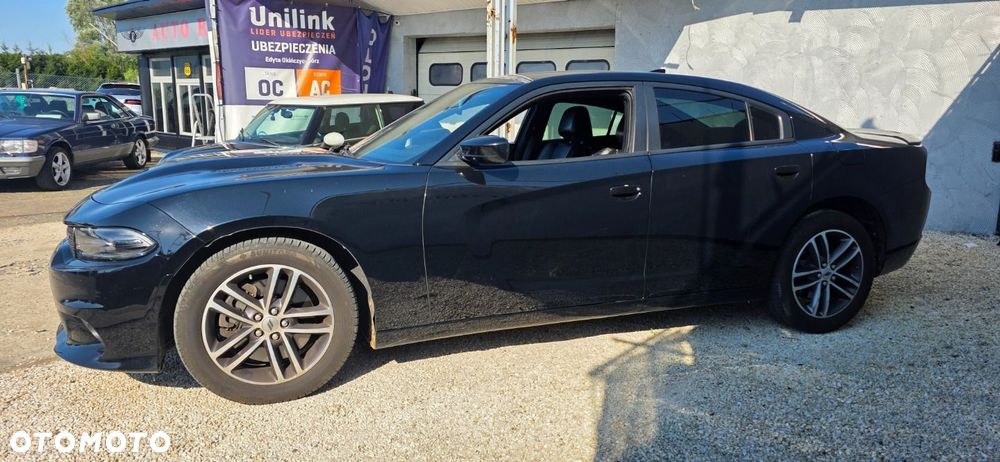 Dodge Charger - 4
