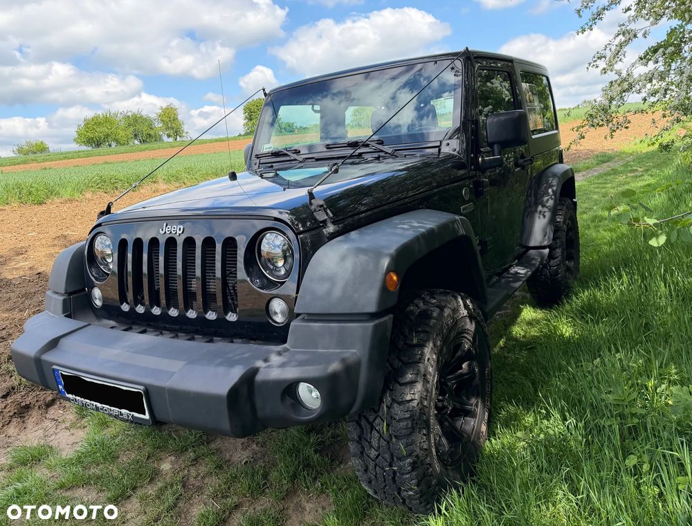 Jeep Wrangler - 8