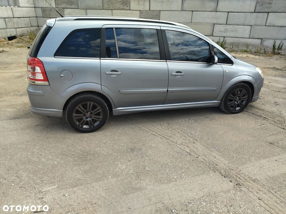 Opel Zafira 1.6 Cosmo - 7