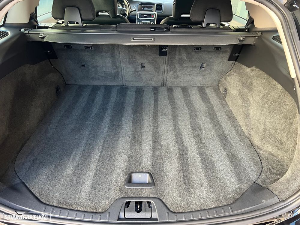 Volvo V60 D2 Edition Pro - 15