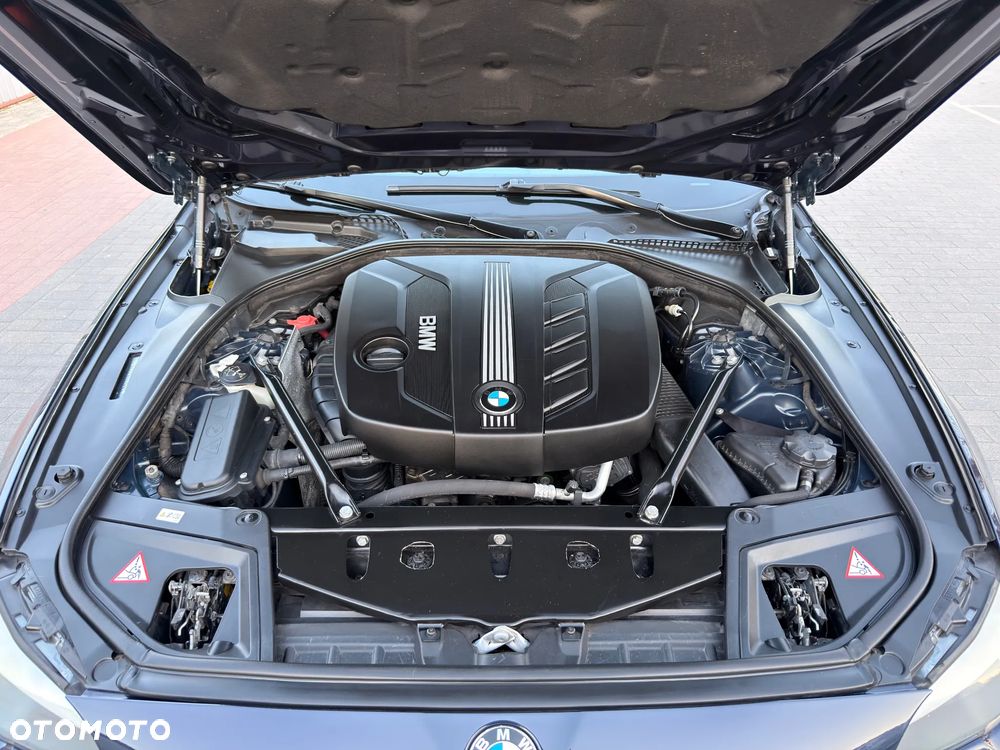 BMW Seria 5 520d - 14