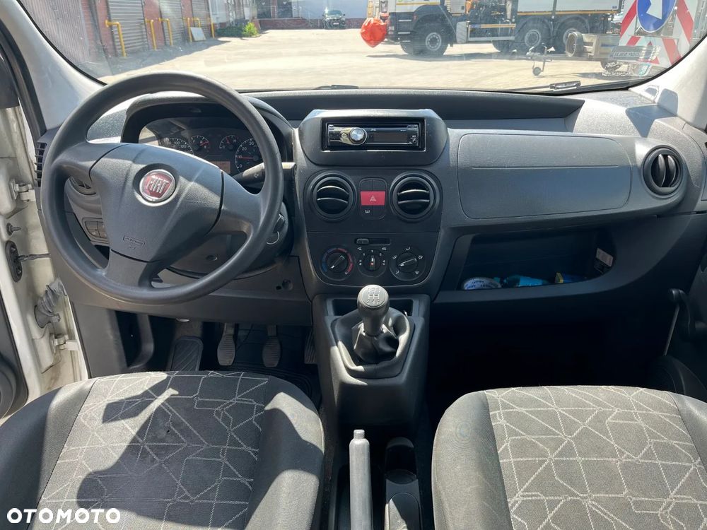 Fiat Fiorino Kombi Elegant - 16