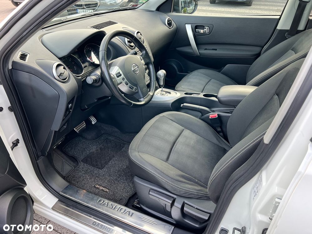 Nissan Qashqai 2.0 CVT tekna - 9