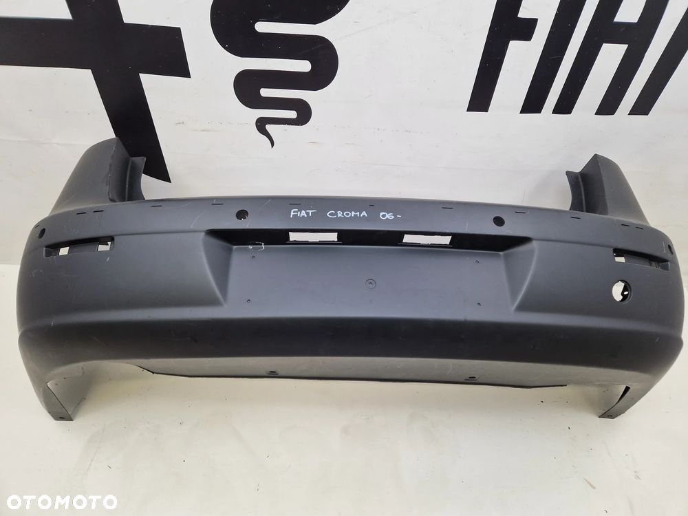 Zderzak tył tylny Fiat Croma pod listwy - 3