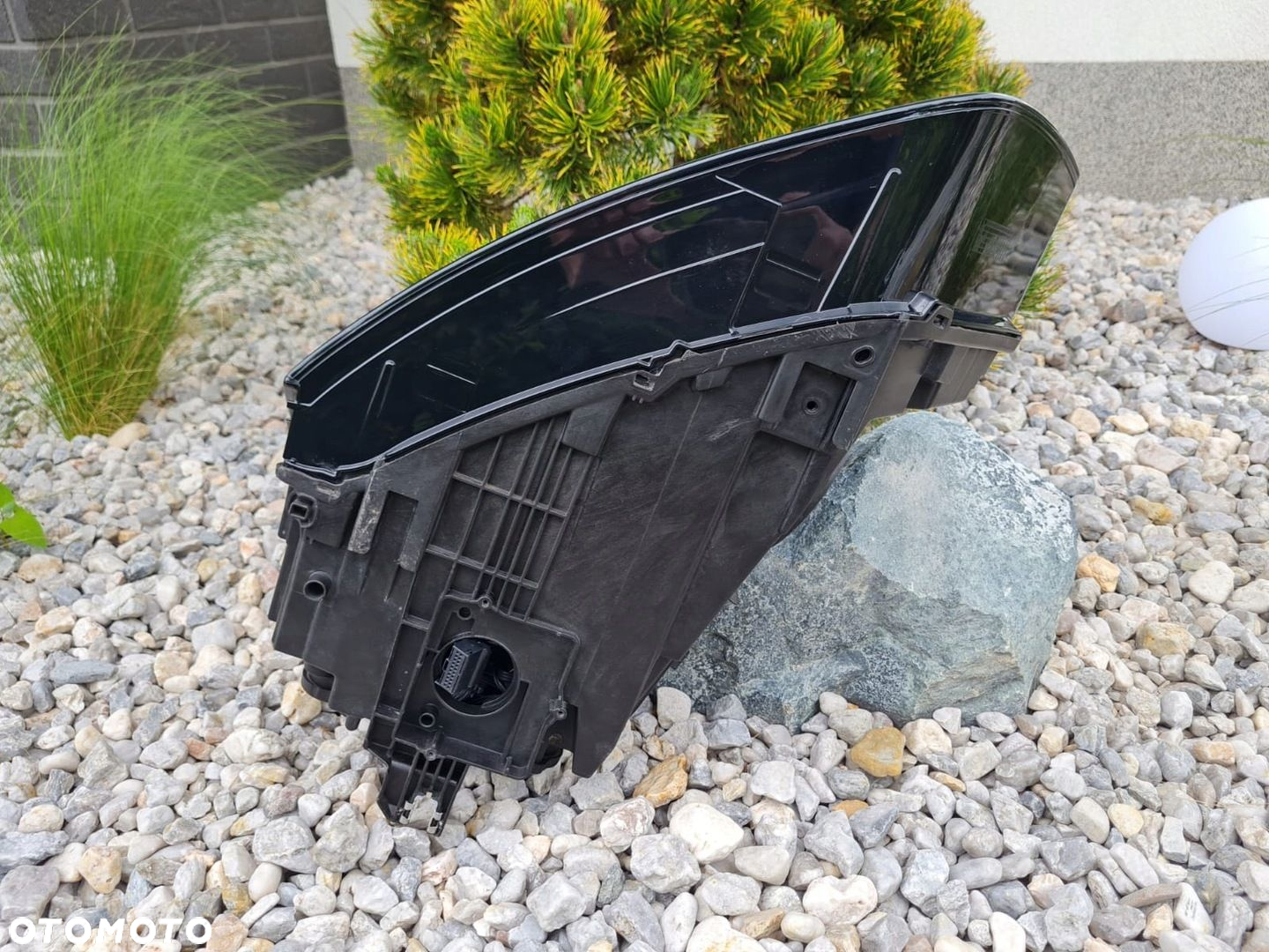 AUDI Q3 8U0 LIFT Lampa prawa przód Bi Xenon Led 8U0941044C - 6