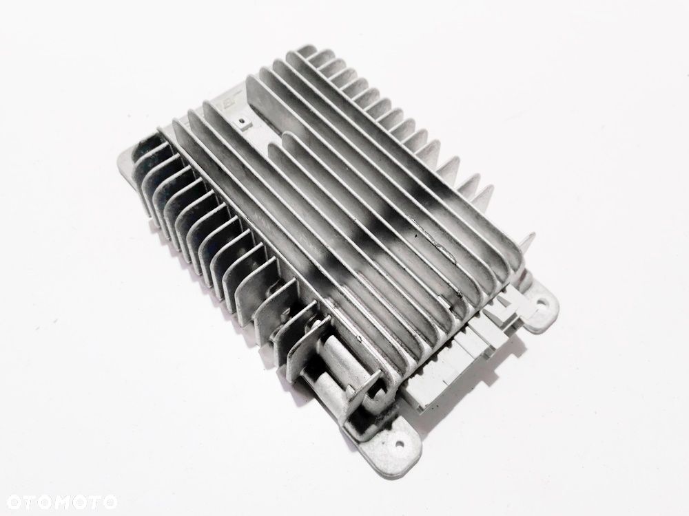 HUMMER H2 02-09 WZMACNIACZ BOSE - 1