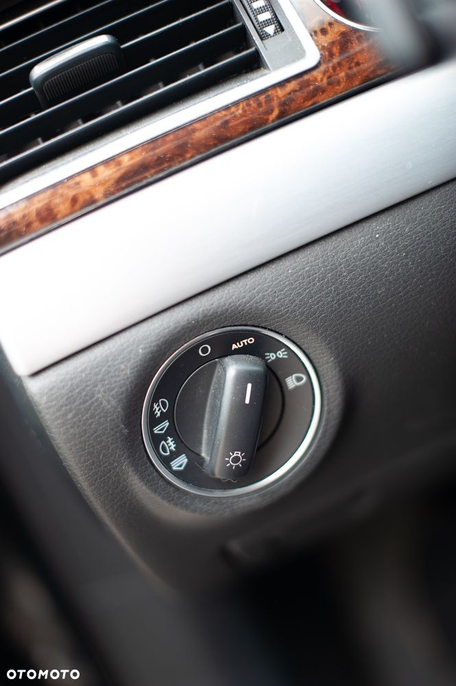 Audi A8 3.0 TDI DPF quattro - 23