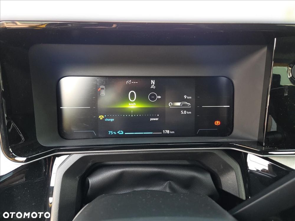 Renault 5 40kWh Urban Range Evolution - 10