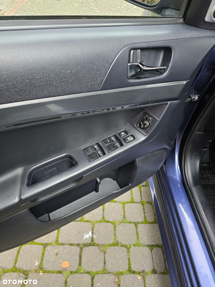 Mitsubishi Lancer 1.8 Inform - 21