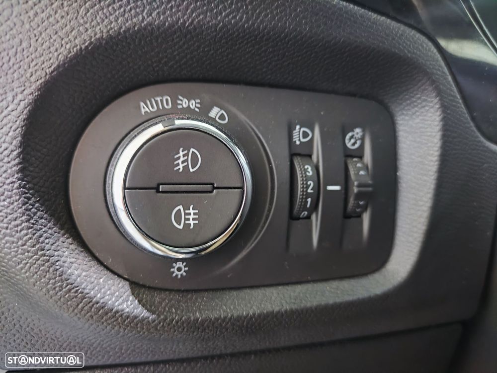 Opel Corsa 1.2 T Edition - 9