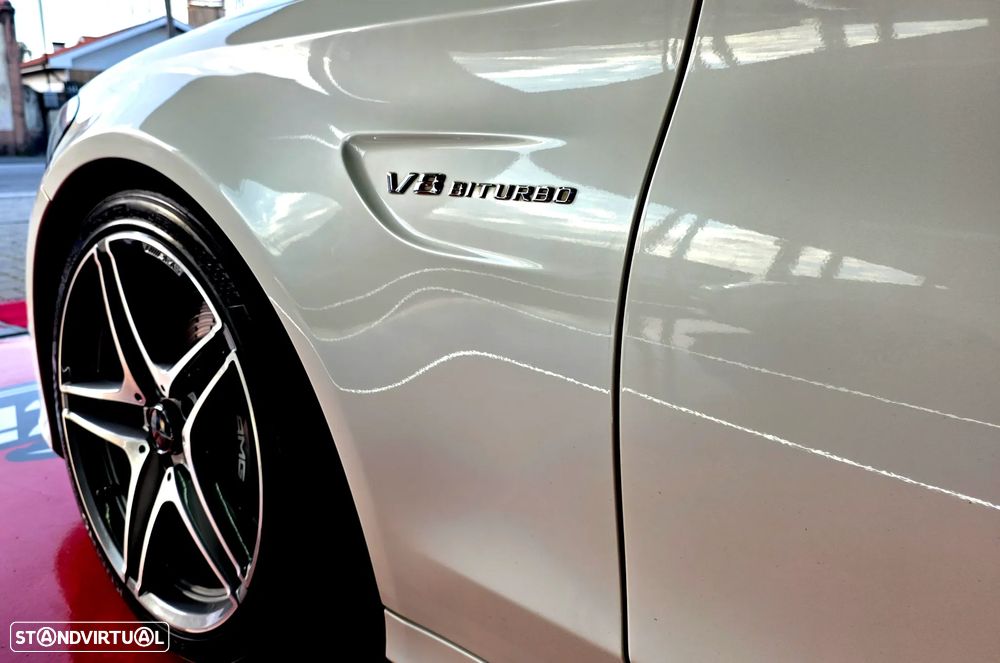 Mercedes-Benz C 63 AMG Standard - 8