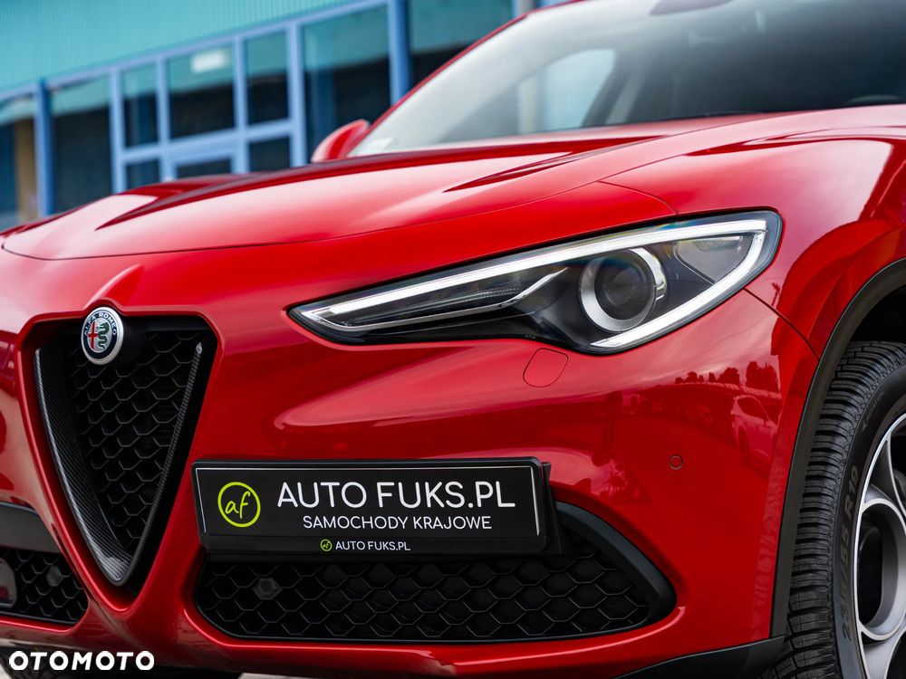 Alfa Romeo Stelvio 2.0 Turbo Sprint Q4 - 4