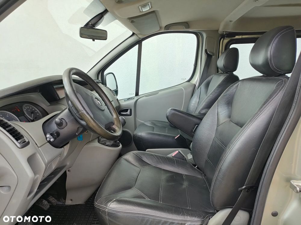 Opel Vivaro brygadówka long - 15