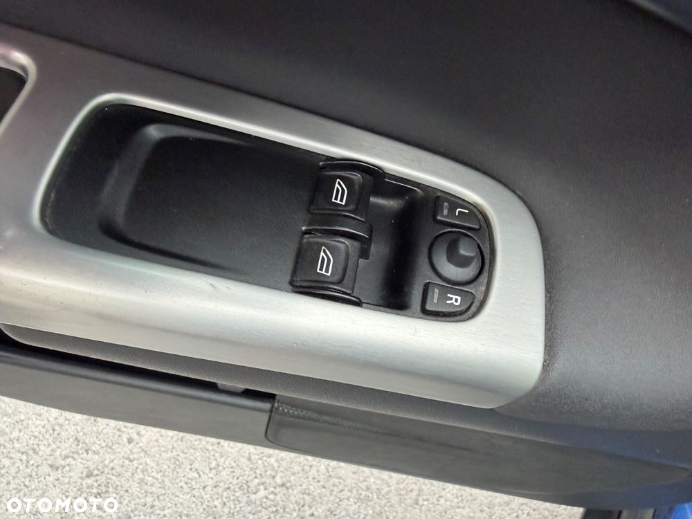 Volvo C30 1.6D DRIVe Momentum - 17