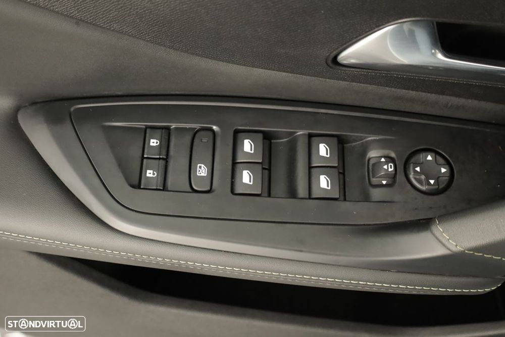 Peugeot e-308 54 kWh First Edition - 21