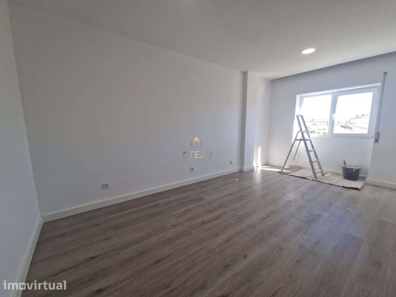 Apartamento com Vista Urbana em Sintra - Grande imagem: 3/6