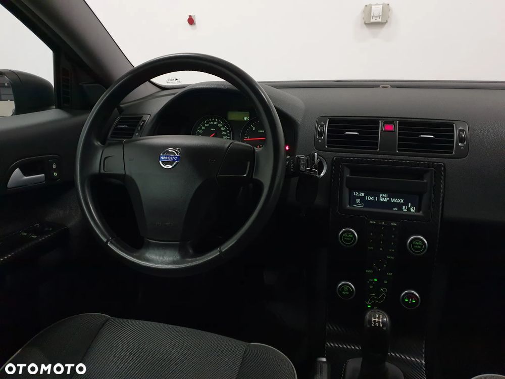 Volvo C30 D2 Momentum - 36