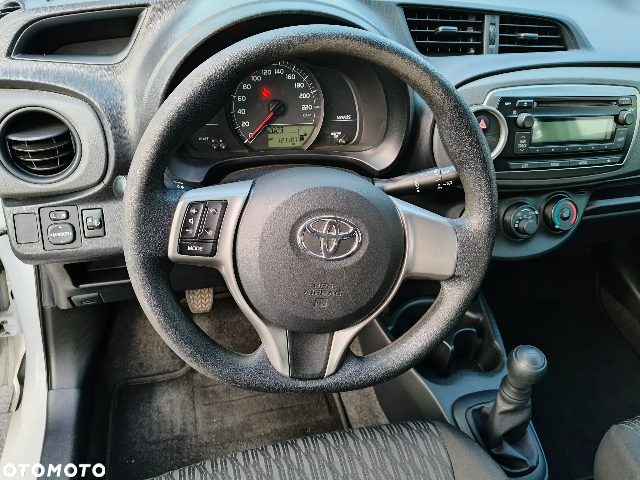 Toyota Yaris 1.0 VVT-i Cool - 13
