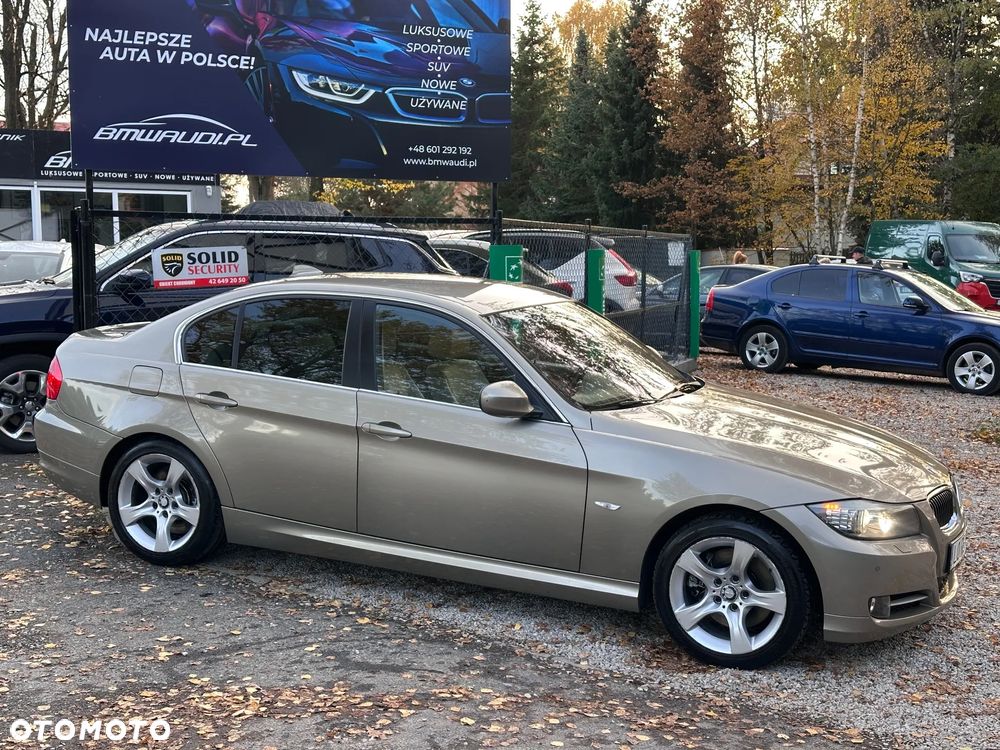 BMW Seria 3 330d xDrive DPF Edition Exclusive - 14