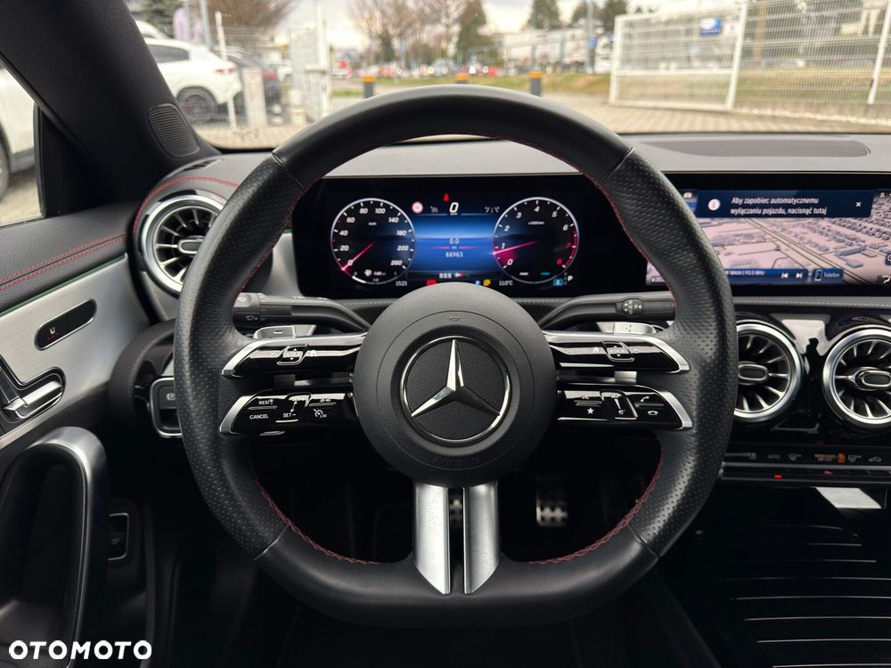 Mercedes-Benz CLA - 18