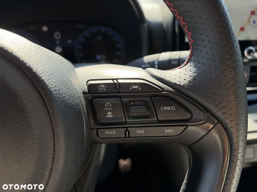 Toyota Yaris Cross Hybrid 1.5 GR Sport - 27