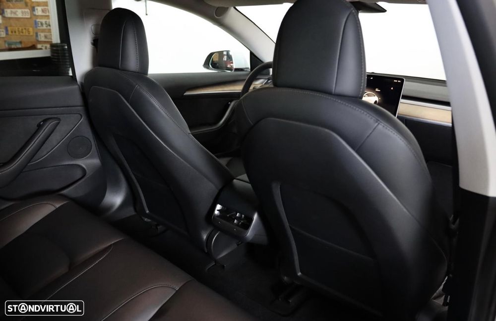 Tesla Model 3 Long Range AWD Dual Motor Performance - 23