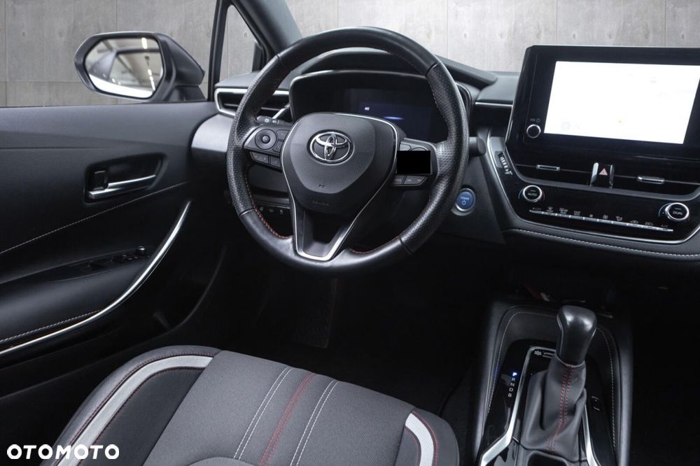Toyota Corolla 1.8 Hybrid Club - 16