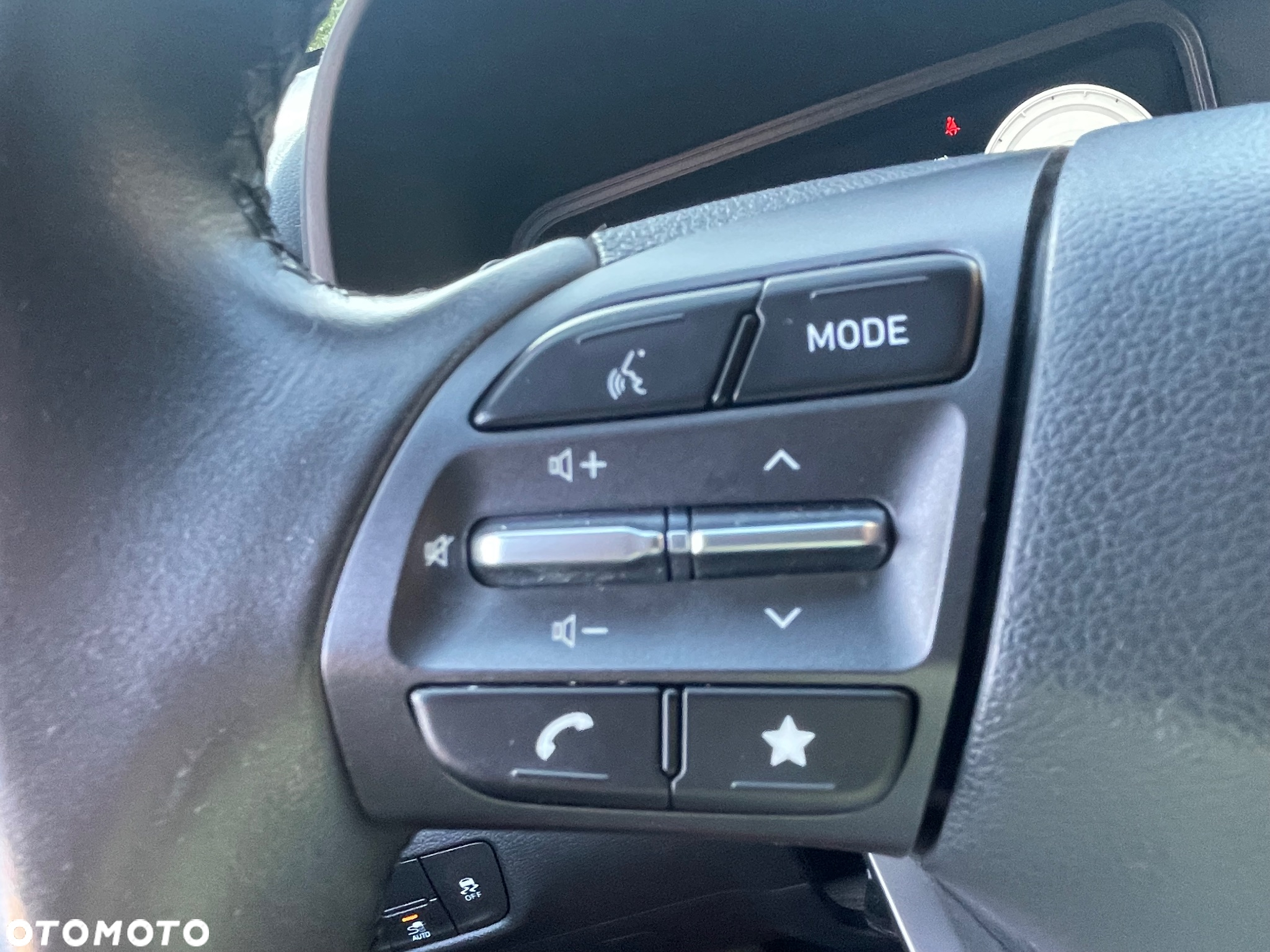 Hyundai Kona Electric 64kWh Style - 11