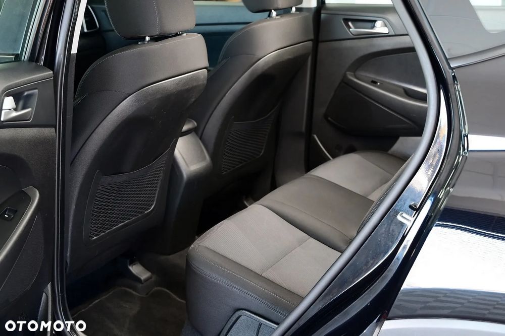 Hyundai Tucson blue 1.6 GDi 2WD Navi - 8