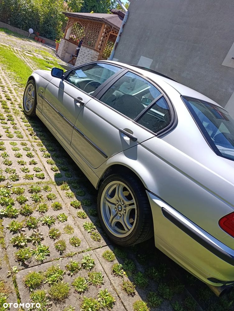 BMW Seria 3 - 10