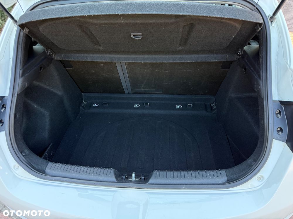 Hyundai i30 1.4 Comfort - 11