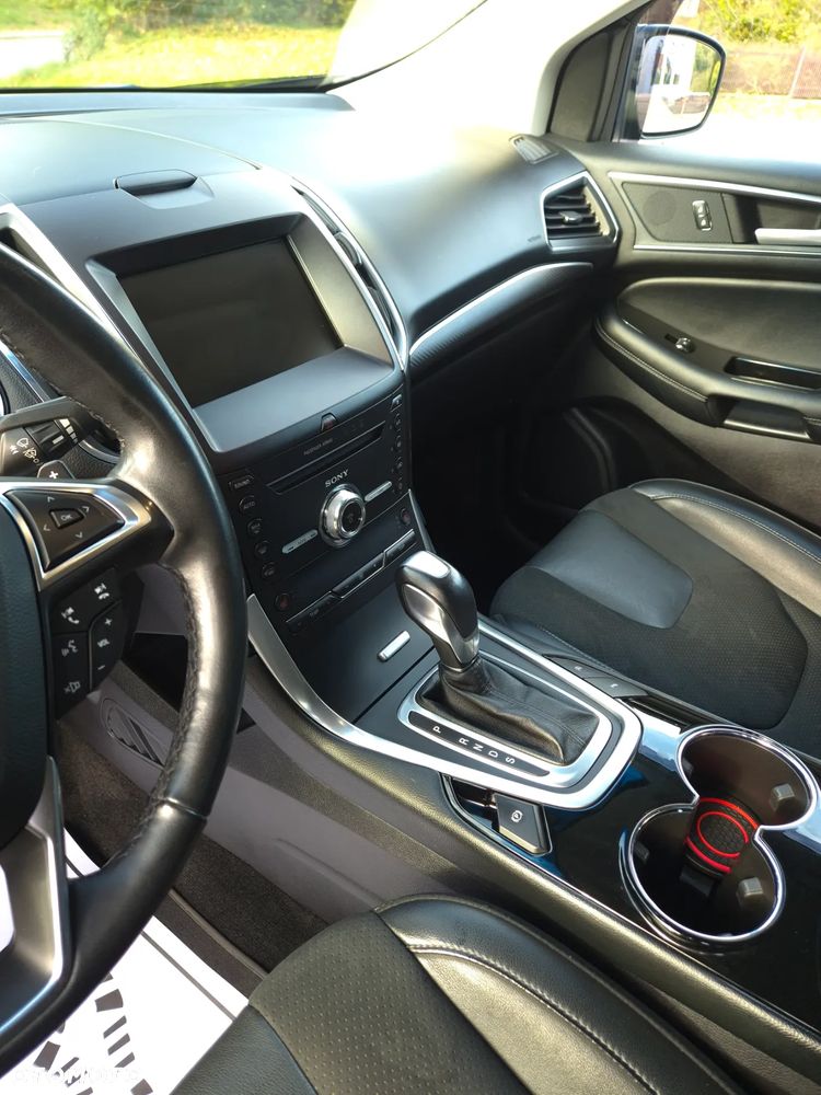 Ford Edge 2.0 TDCi Twin-Turbo 4WD ST-Line - 8