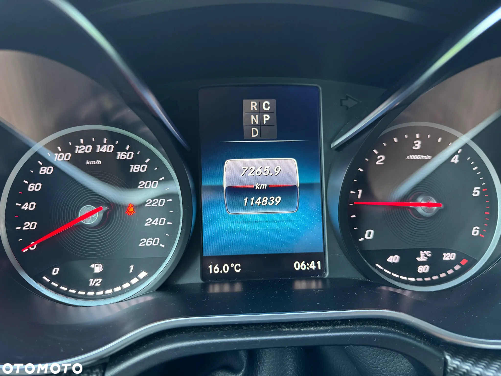 Mercedes-Benz Klasa V 300 d 4-Matic Exclusive 9G-Tronic (d³ugi) - 27