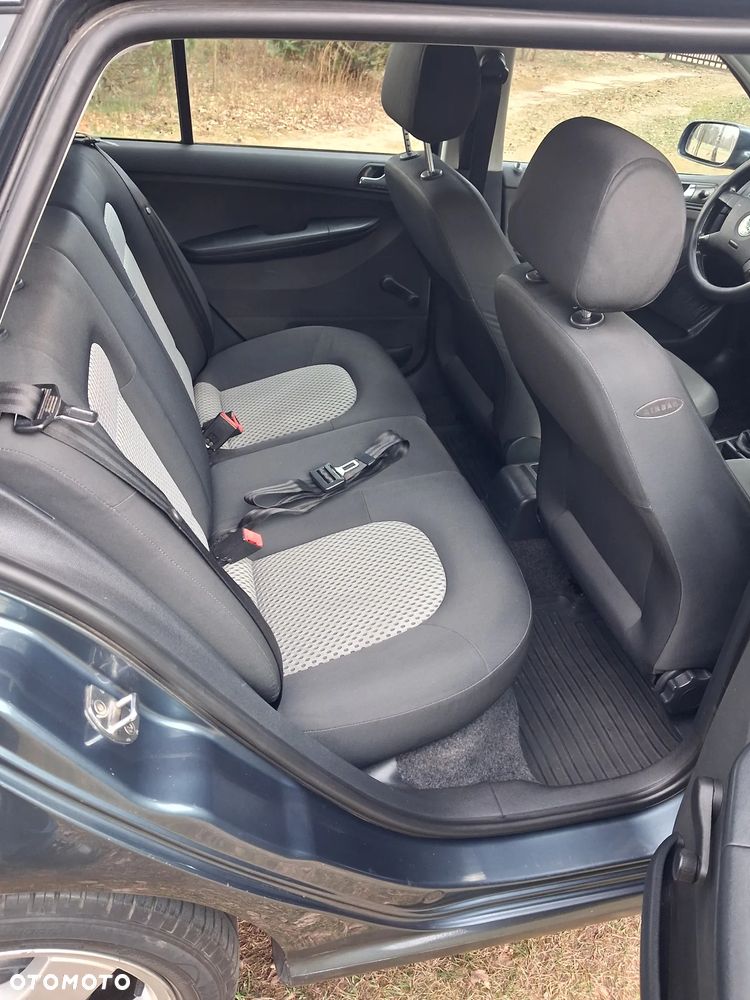 Skoda Fabia 1.2 12V Flash - 11