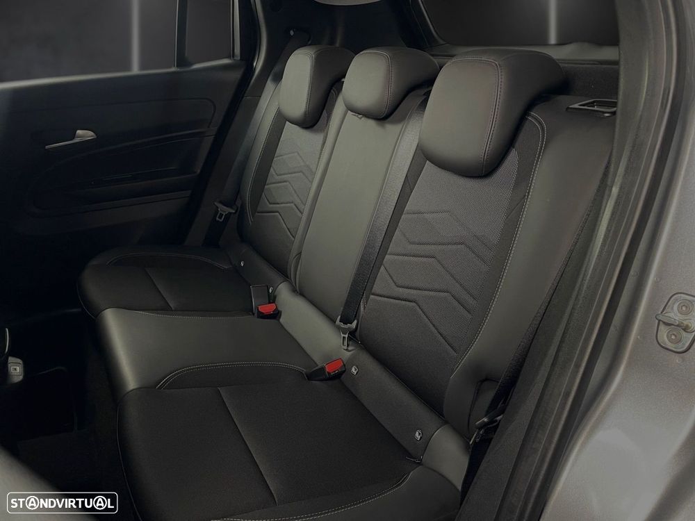 Jeep Avenger 1.2 GSE T3 Altitude - 29