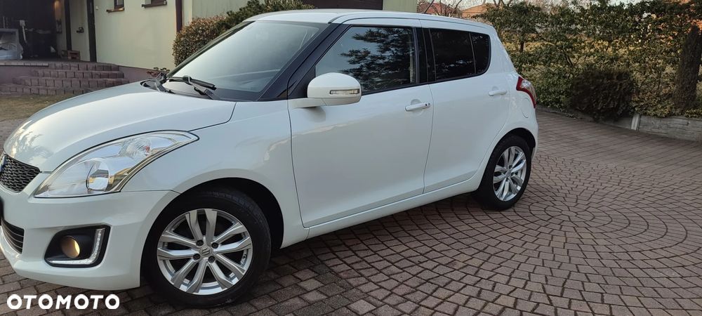 Suzuki Swift 1.2 Premium - 2