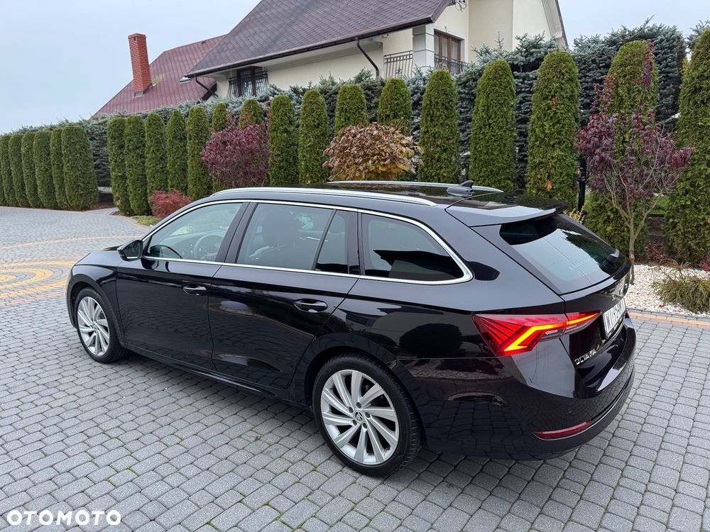 Skoda Octavia 2.0 TSI 4x4 Style DSG - 11