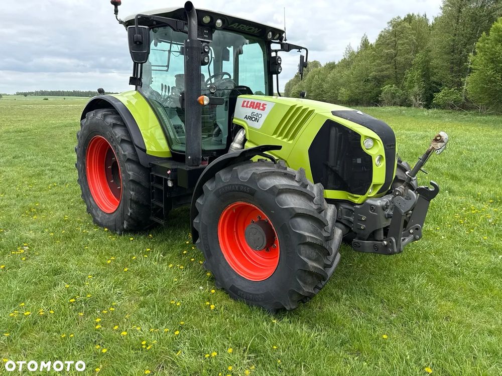 Claas ARION 640 - 3