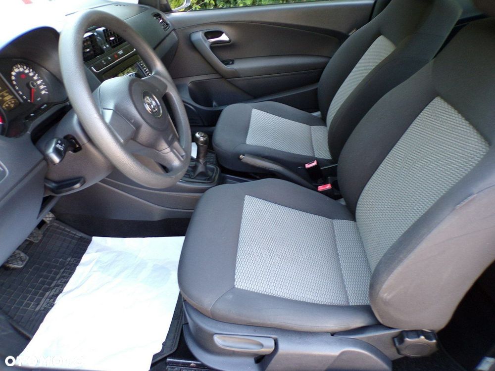 Volkswagen Polo - 18