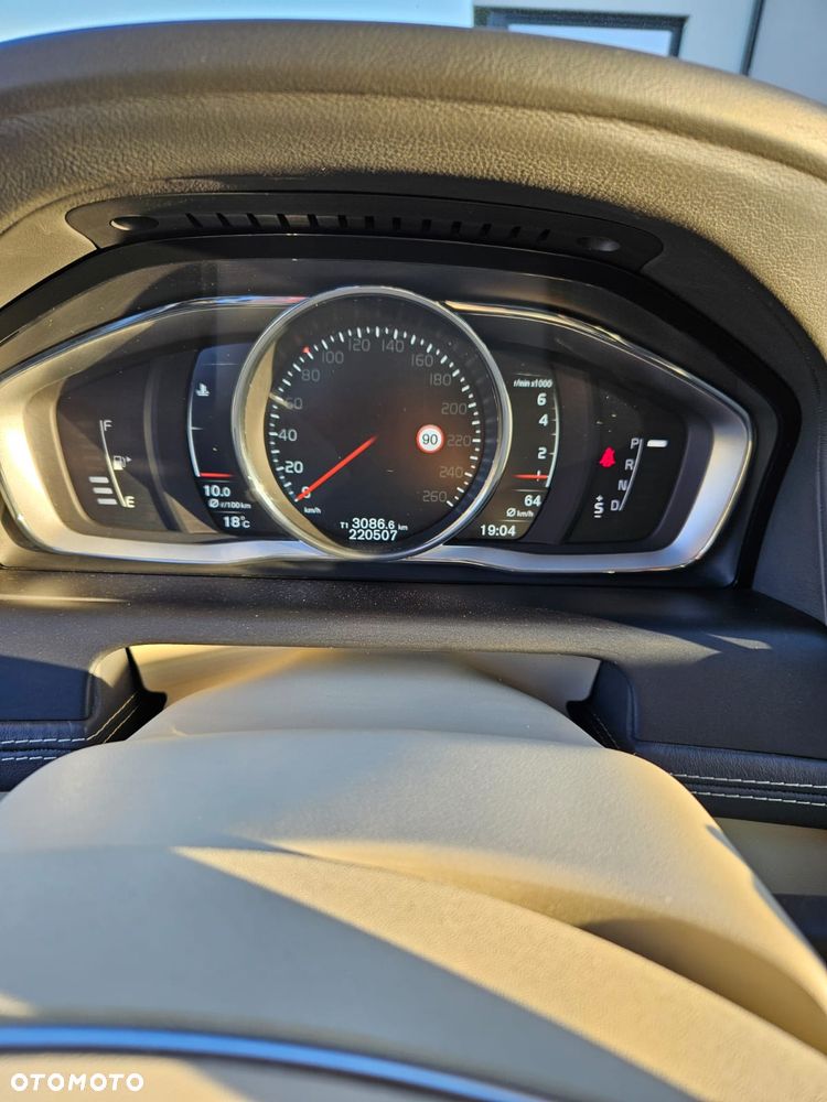 Volvo XC 60 T5 AWD Drive-E Momentum - 10