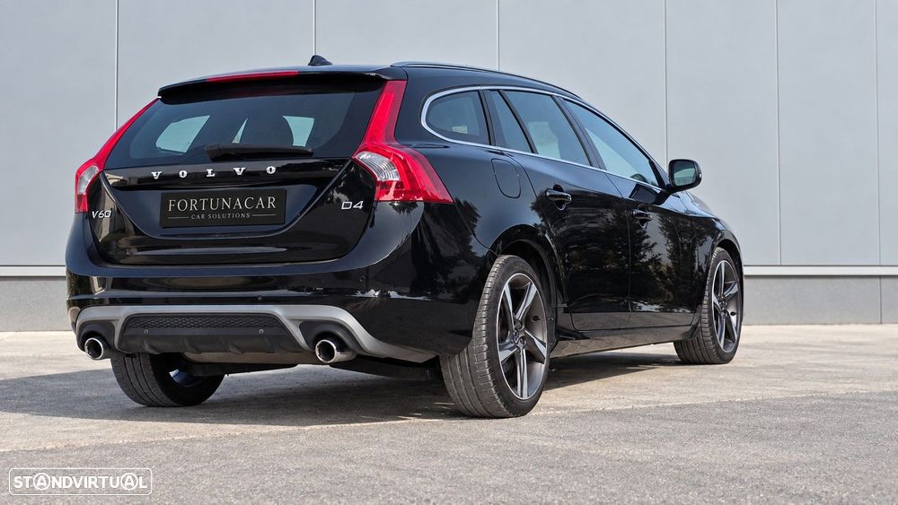 Volvo V60 2.0 D4 R-Design Summum - 6